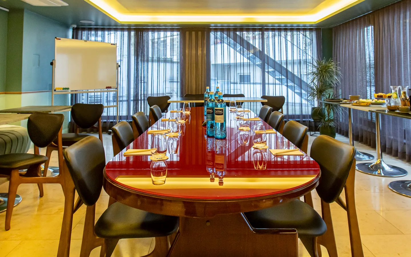 images/background/background-muze-duesseldorf-002.webp#joomlaImage://local-images/background/background-muze-duesseldorf-002.webp?width=1440&height=900